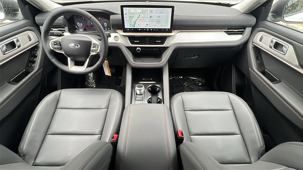 new 2025 Ford Explorer car, priced at $46,460
