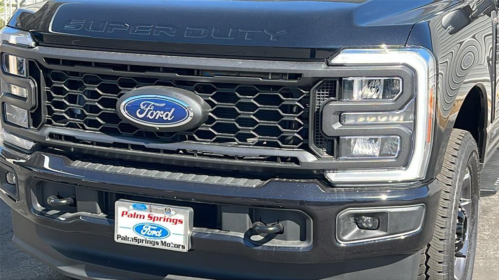 new 2025 Ford F-250 car, priced at $71,965