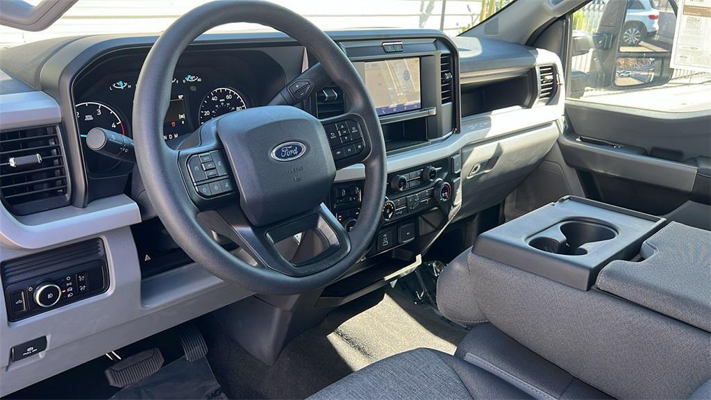 new 2025 Ford F-250 car, priced at $71,965