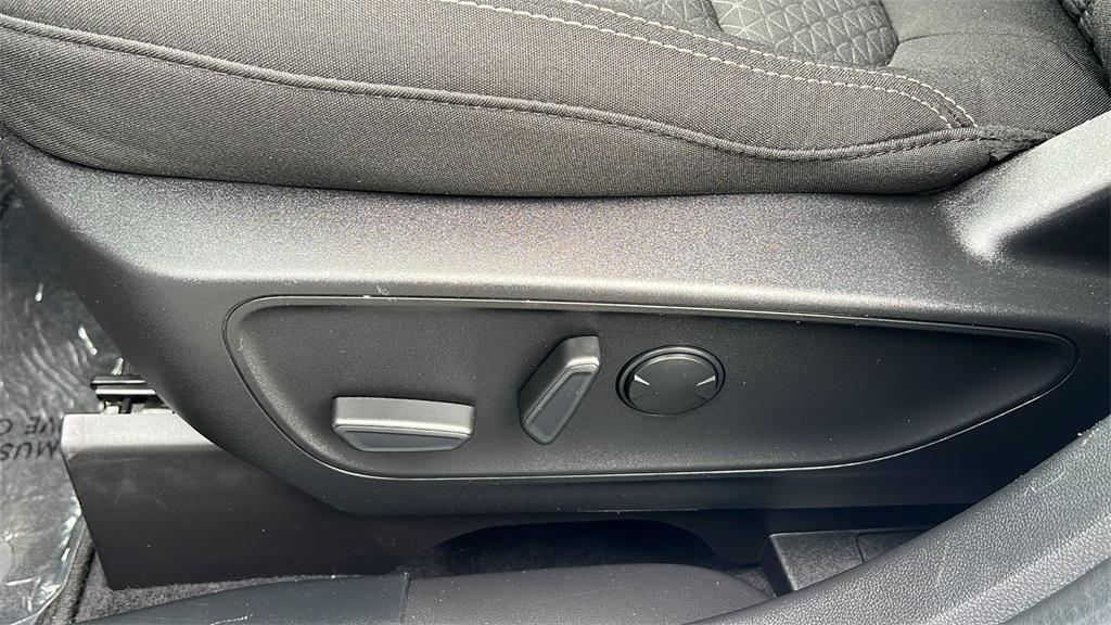 used 2023 Ford Escape car, priced at $24,900