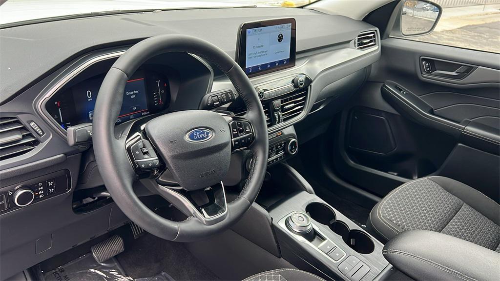 used 2023 Ford Escape car, priced at $24,900