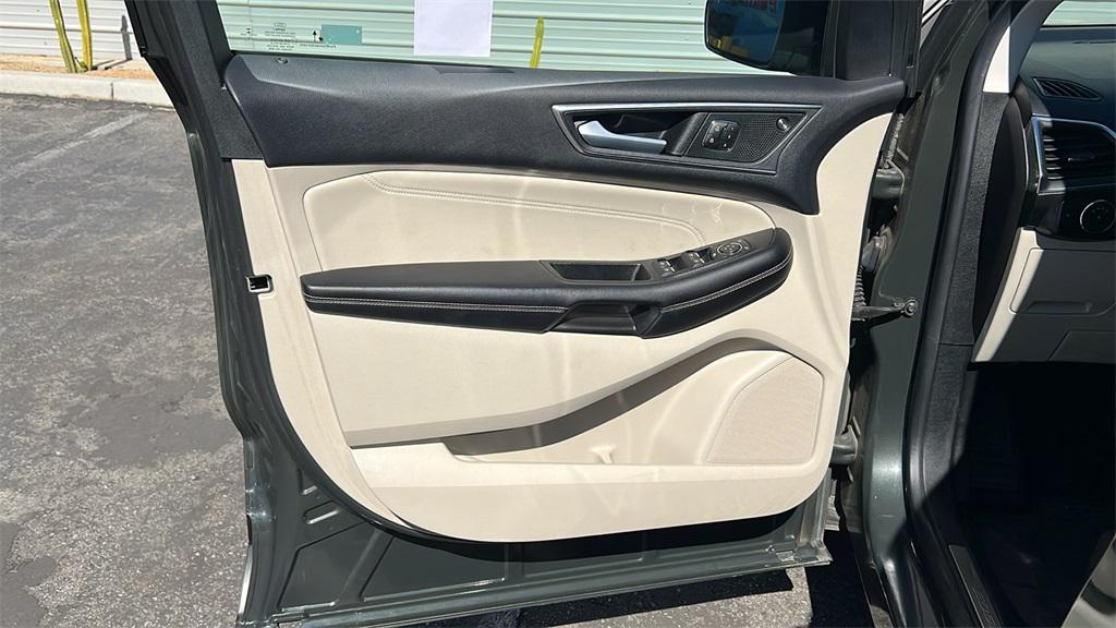 used 2022 Ford Edge car, priced at $25,788