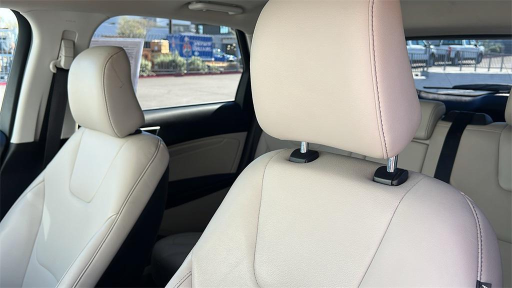 used 2022 Ford Edge car, priced at $25,788
