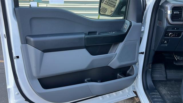 new 2025 Ford F-150 car, priced at $42,270