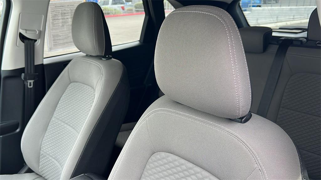 used 2022 Ford Escape car, priced at $24,924