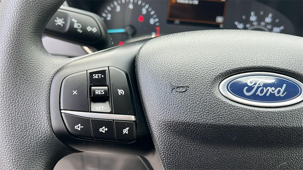 used 2022 Ford Escape car, priced at $24,924
