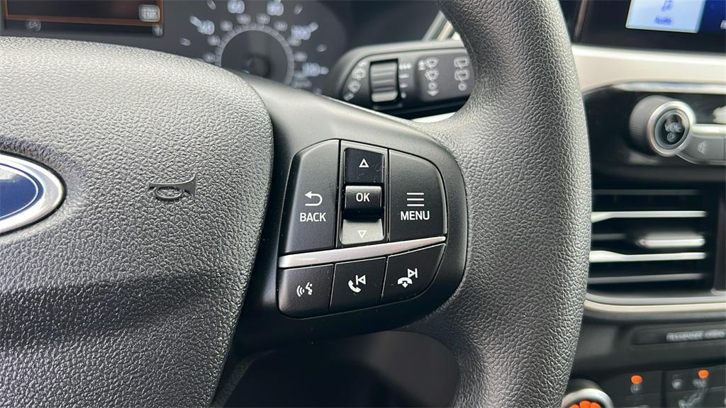 used 2022 Ford Escape car, priced at $24,924