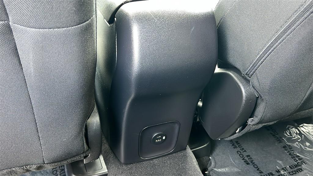 used 2022 Ford Escape car, priced at $24,924
