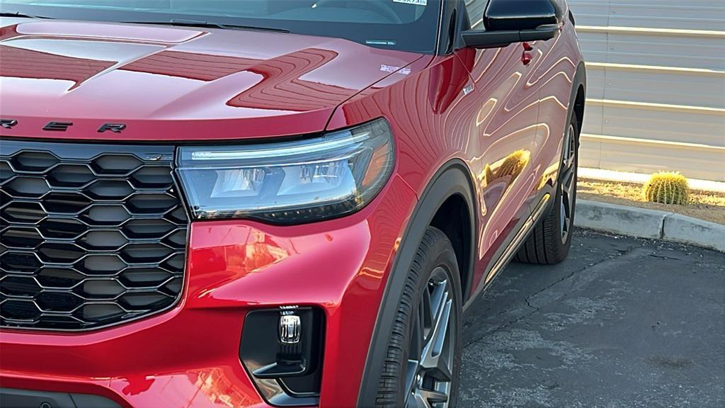 new 2025 Ford Explorer car, priced at $65,255