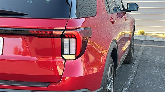 new 2025 Ford Explorer car, priced at $60,160