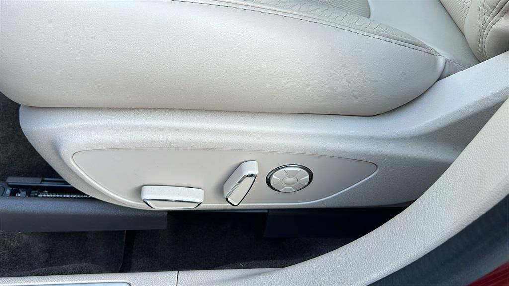used 2016 Lincoln MKZ Hybrid car, priced at $18,924