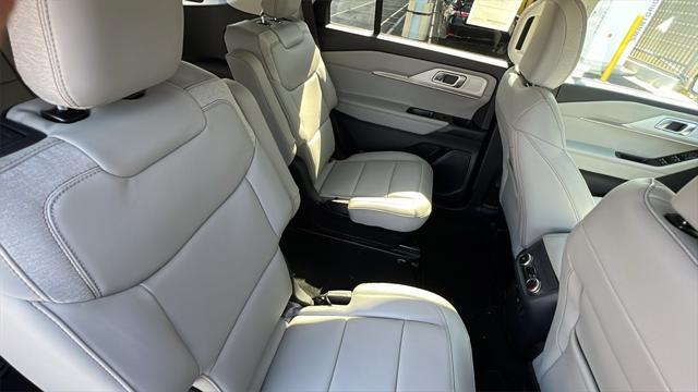 new 2025 Ford Explorer car, priced at $45,685