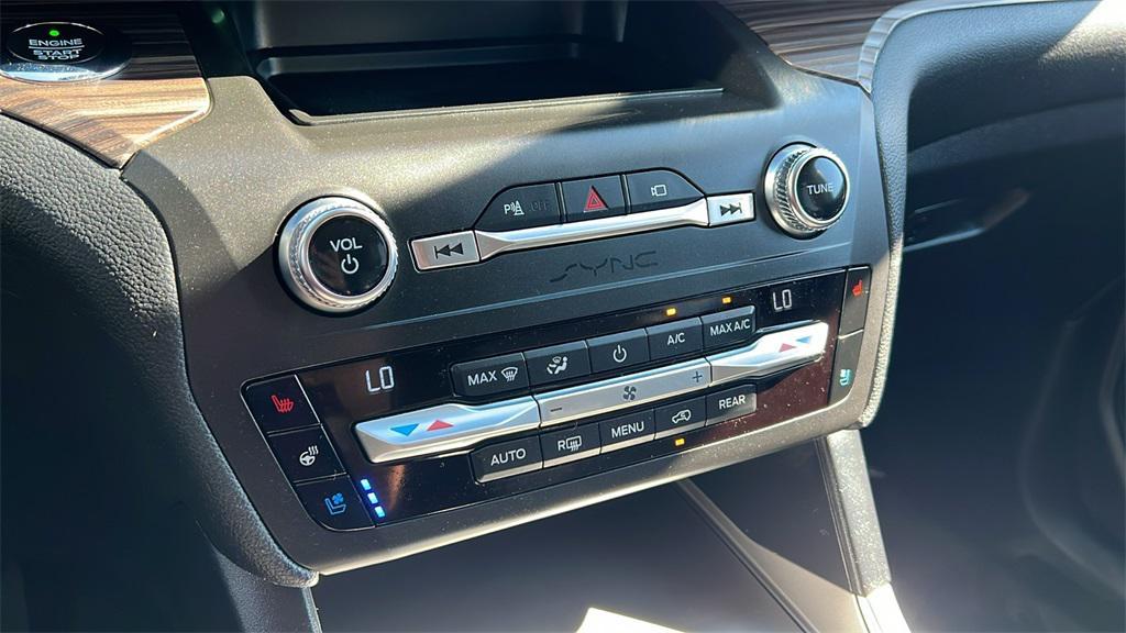 used 2020 Ford Explorer car, priced at $34,124