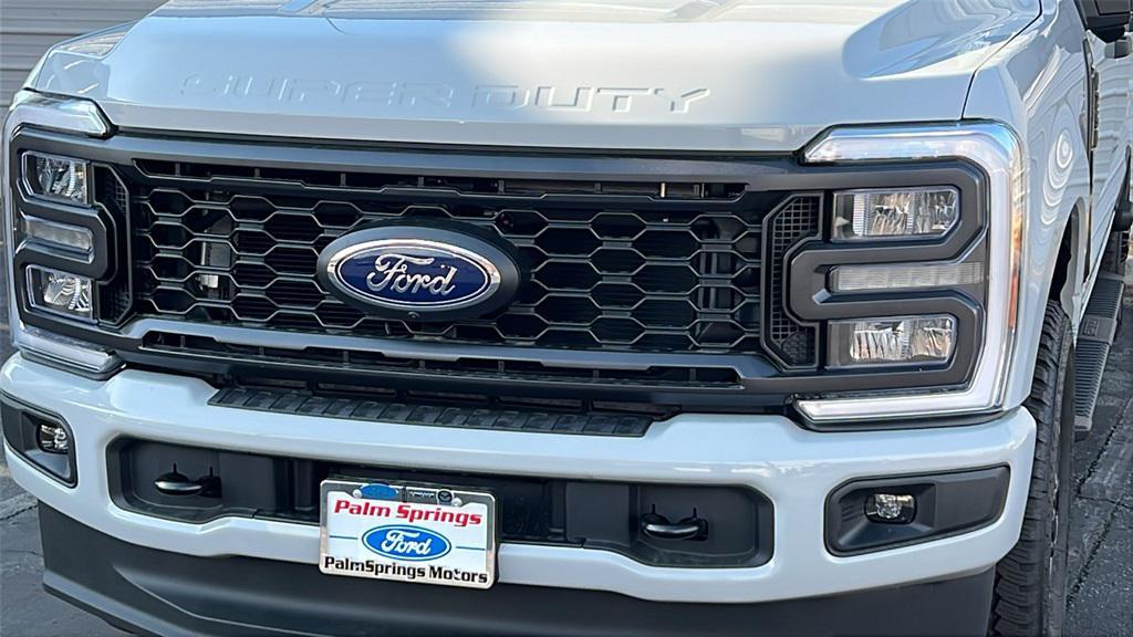 new 2025 Ford F-250 car, priced at $73,465