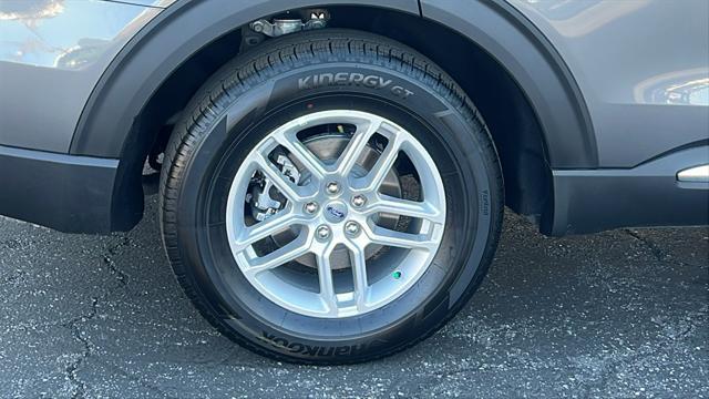 new 2025 Ford Explorer car, priced at $41,618