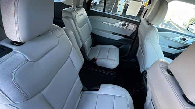 new 2025 Ford Explorer car, priced at $41,618