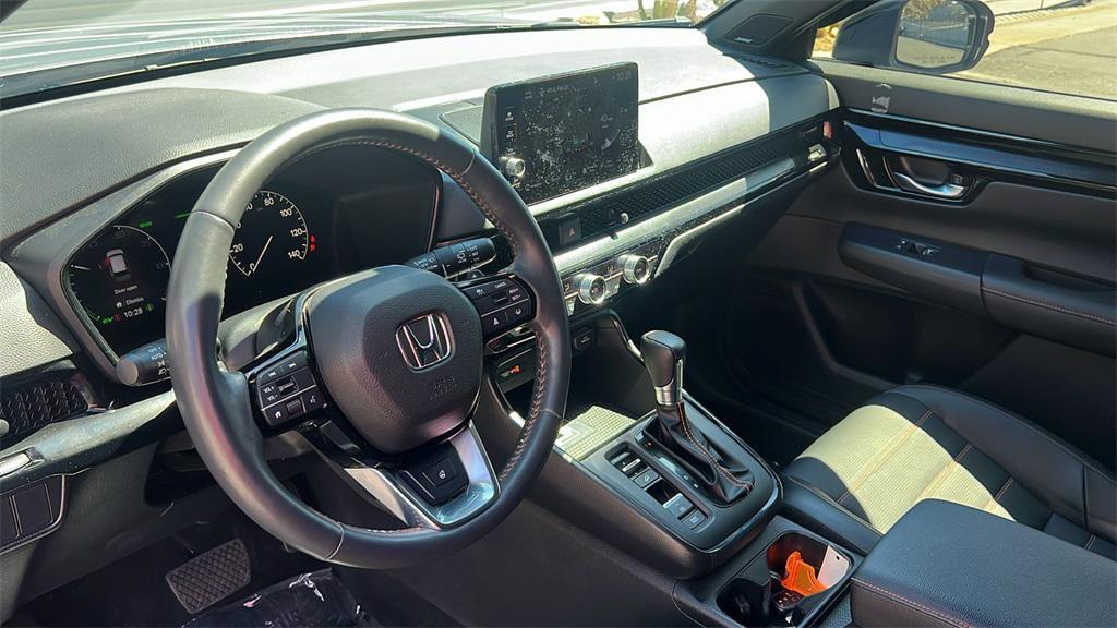 used 2024 Honda CR-V Hybrid car, priced at $33,900