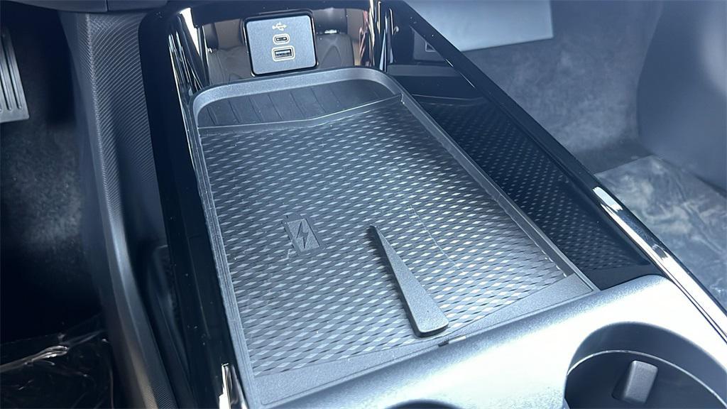 new 2025 Ford Mustang Mach-E car, priced at $40,785