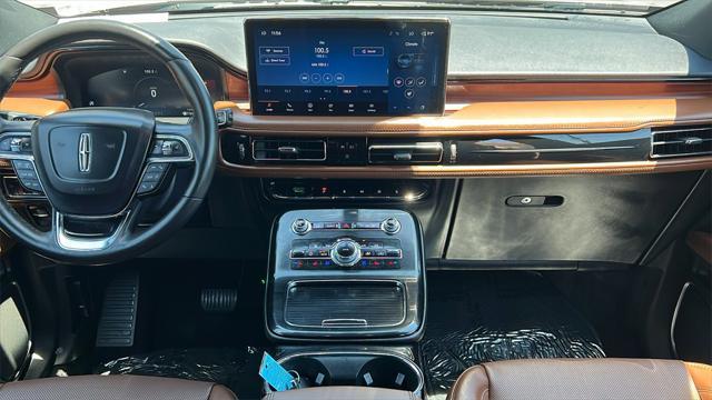 used 2022 Lincoln Nautilus car, priced at $37,124