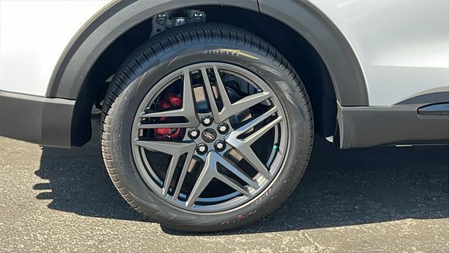 new 2025 Ford Explorer car, priced at $61,645