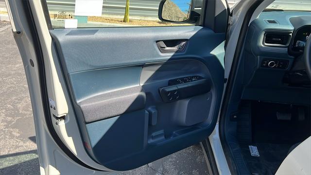 new 2025 Ford Maverick car, priced at $28,124