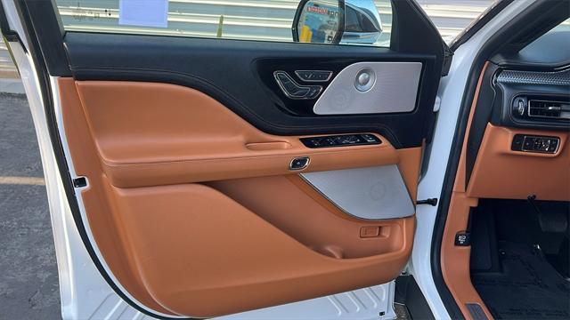 used 2022 Lincoln Aviator car, priced at $58,955