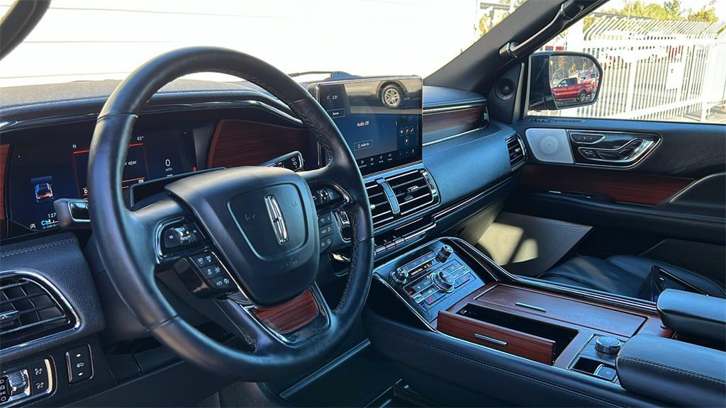 used 2022 Lincoln Navigator car, priced at $68,924