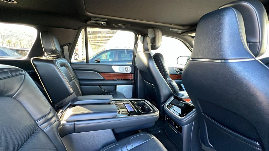 used 2022 Lincoln Navigator car, priced at $68,924