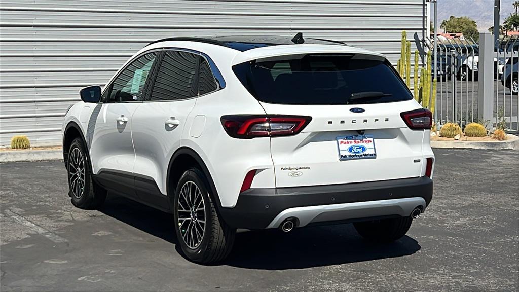 new 2025 Ford Escape PHEV car, priced at $46,015