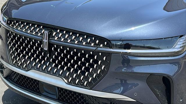 used 2024 Lincoln Nautilus car, priced at $60,955