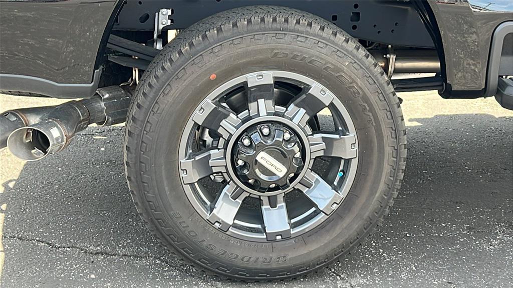 new 2024 Ford F-250 car, priced at $75,682