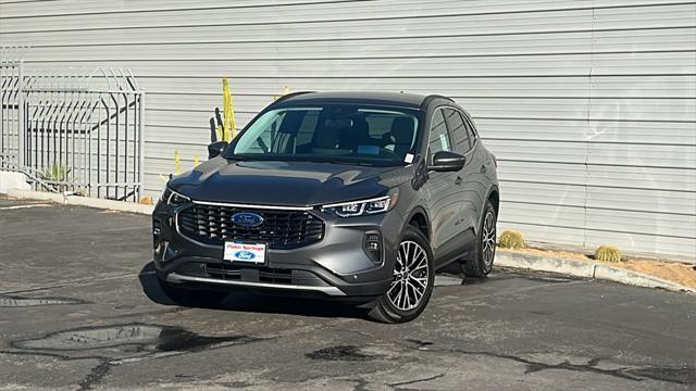 new 2025 Ford Escape car, priced at $44,425