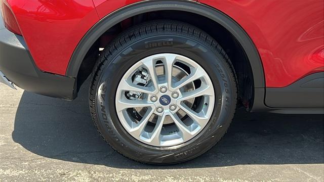 used 2022 Ford Escape car, priced at $24,924