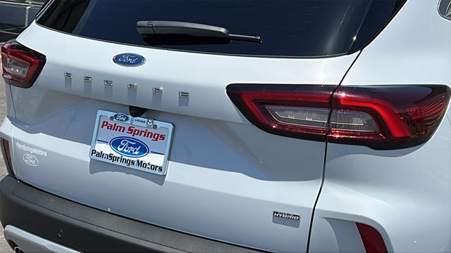 new 2025 Ford Escape PHEV car, priced at $36,697