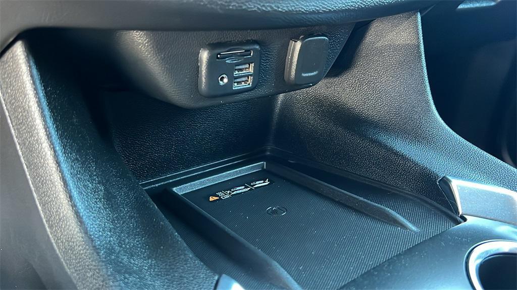 used 2020 Chevrolet Traverse car, priced at $30,900