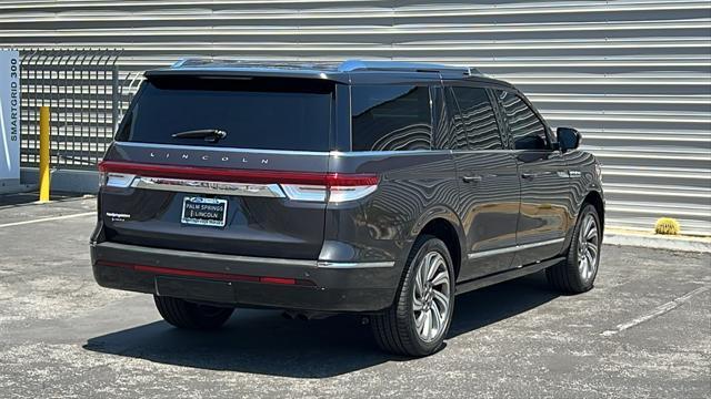 used 2022 Lincoln Navigator car, priced at $70,924