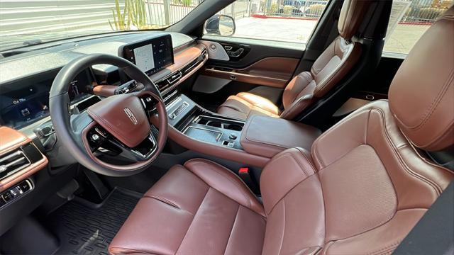 used 2025 Lincoln Aviator car, priced at $71,124