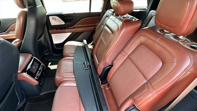 used 2025 Lincoln Aviator car, priced at $71,124