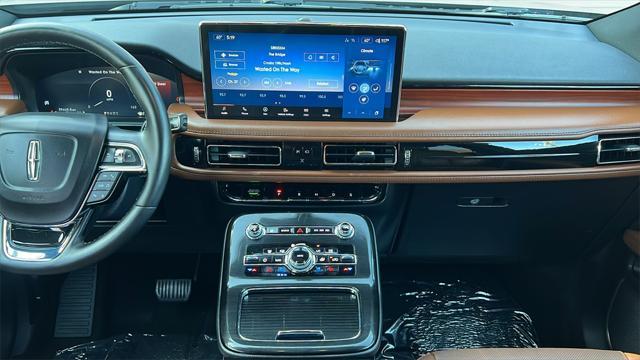 used 2022 Lincoln Nautilus car, priced at $38,328