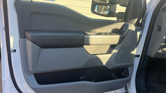new 2024 Ford F-250 car, priced at $55,427