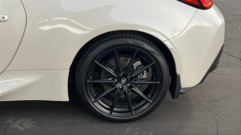 used 2022 Toyota GR86 car, priced at $30,124