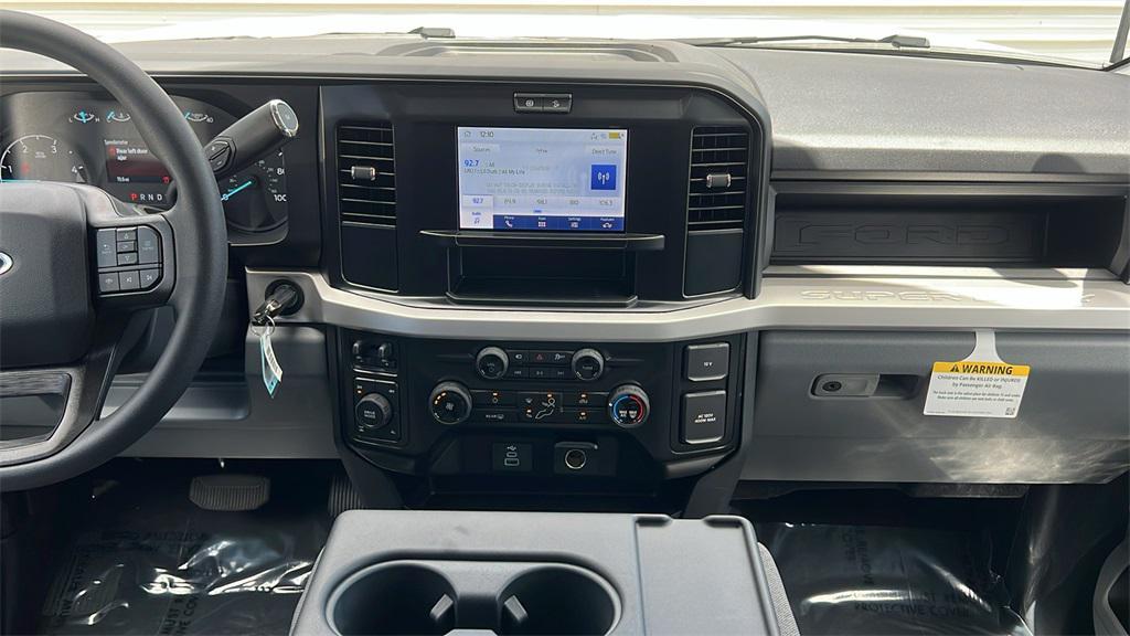 new 2025 Ford F-250 car, priced at $73,465