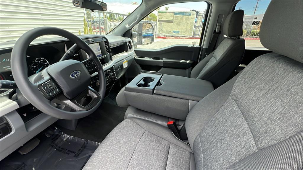 new 2025 Ford F-250 car, priced at $73,465
