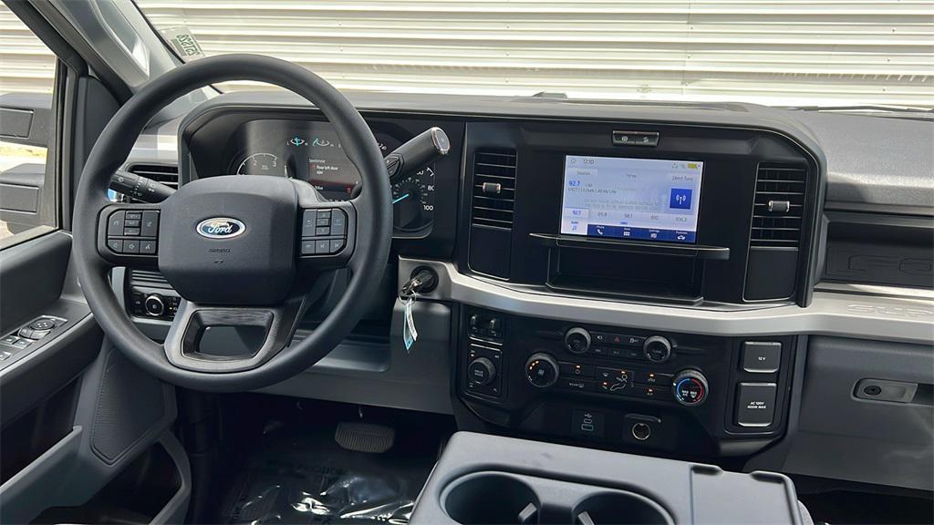 new 2025 Ford F-250 car, priced at $73,465