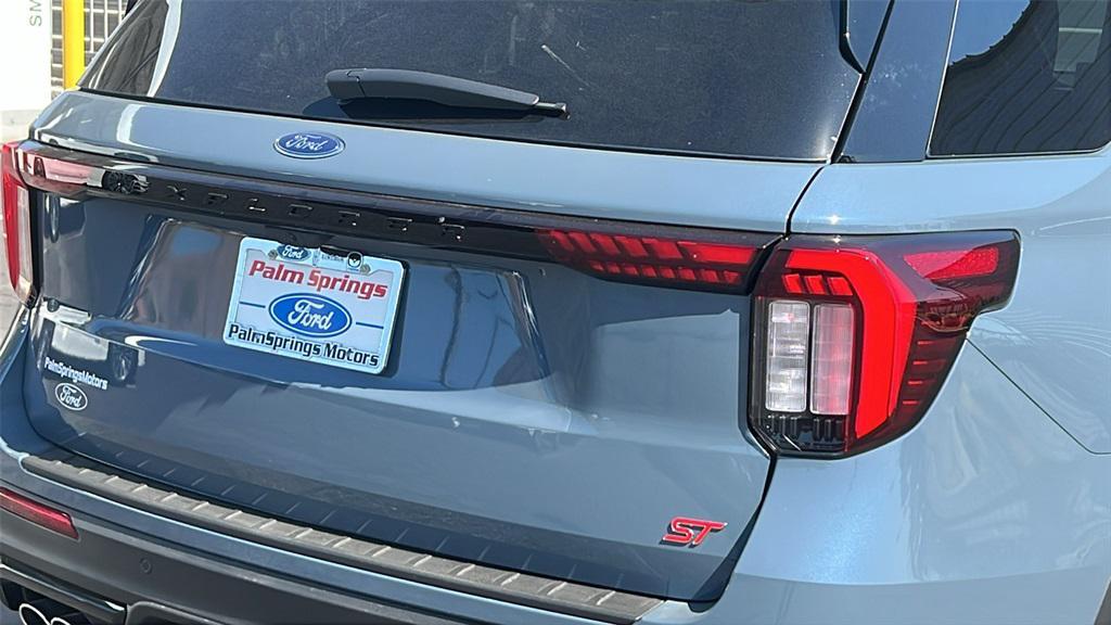 new 2025 Ford Explorer car, priced at $62,180