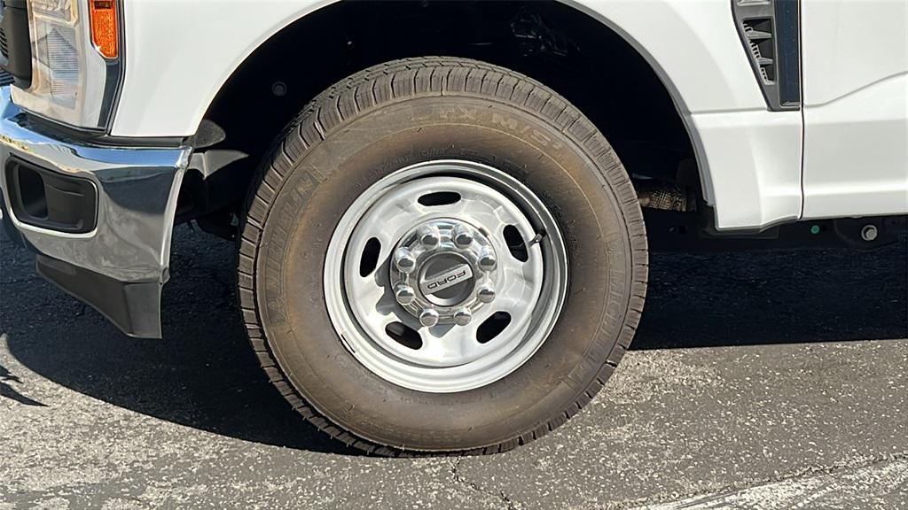 new 2023 Ford F-250 car, priced at $56,398
