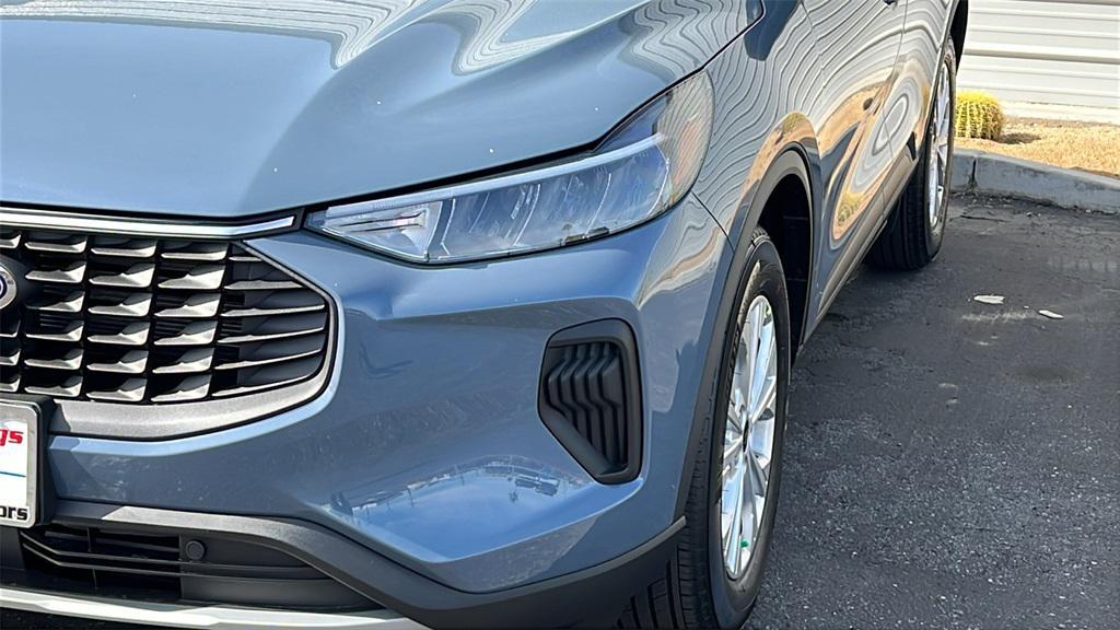 new 2025 Ford Escape car, priced at $30,735