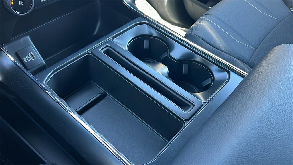 new 2025 Ford F-150 car, priced at $51,660