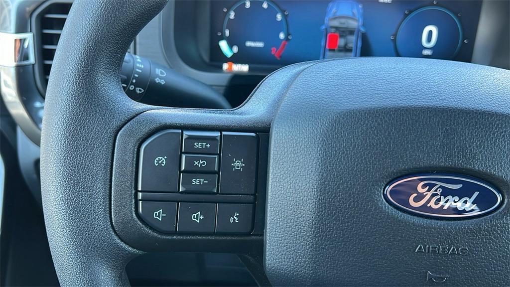 new 2025 Ford F-150 car, priced at $51,660