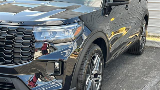 new 2025 Ford Explorer car, priced at $49,580